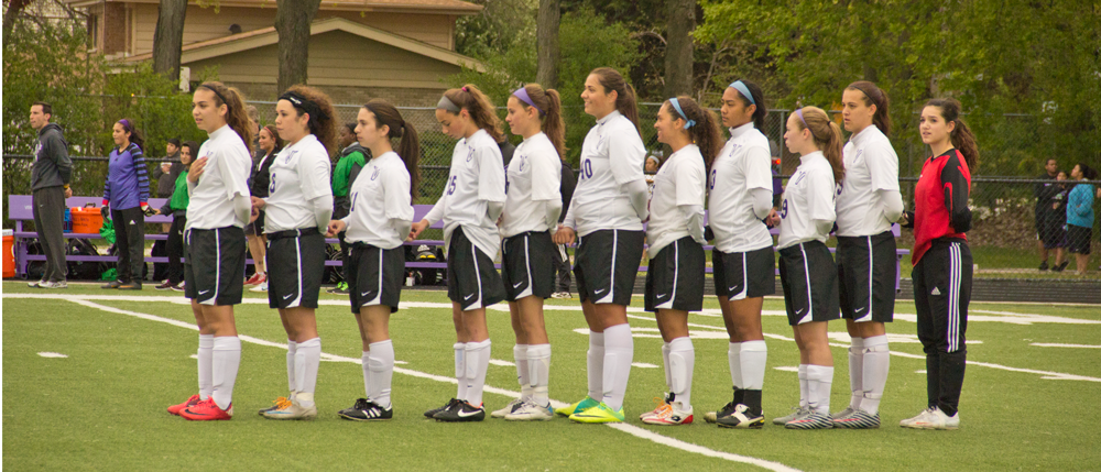 Girls+soccer+combines+youth+and+experience+to+build+momentum