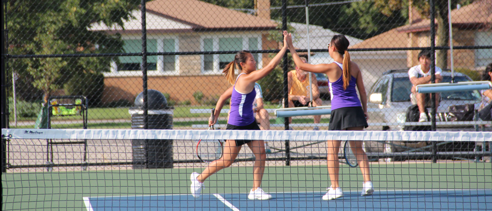 Tennis takes on the CSL, places fourth in doubles quad