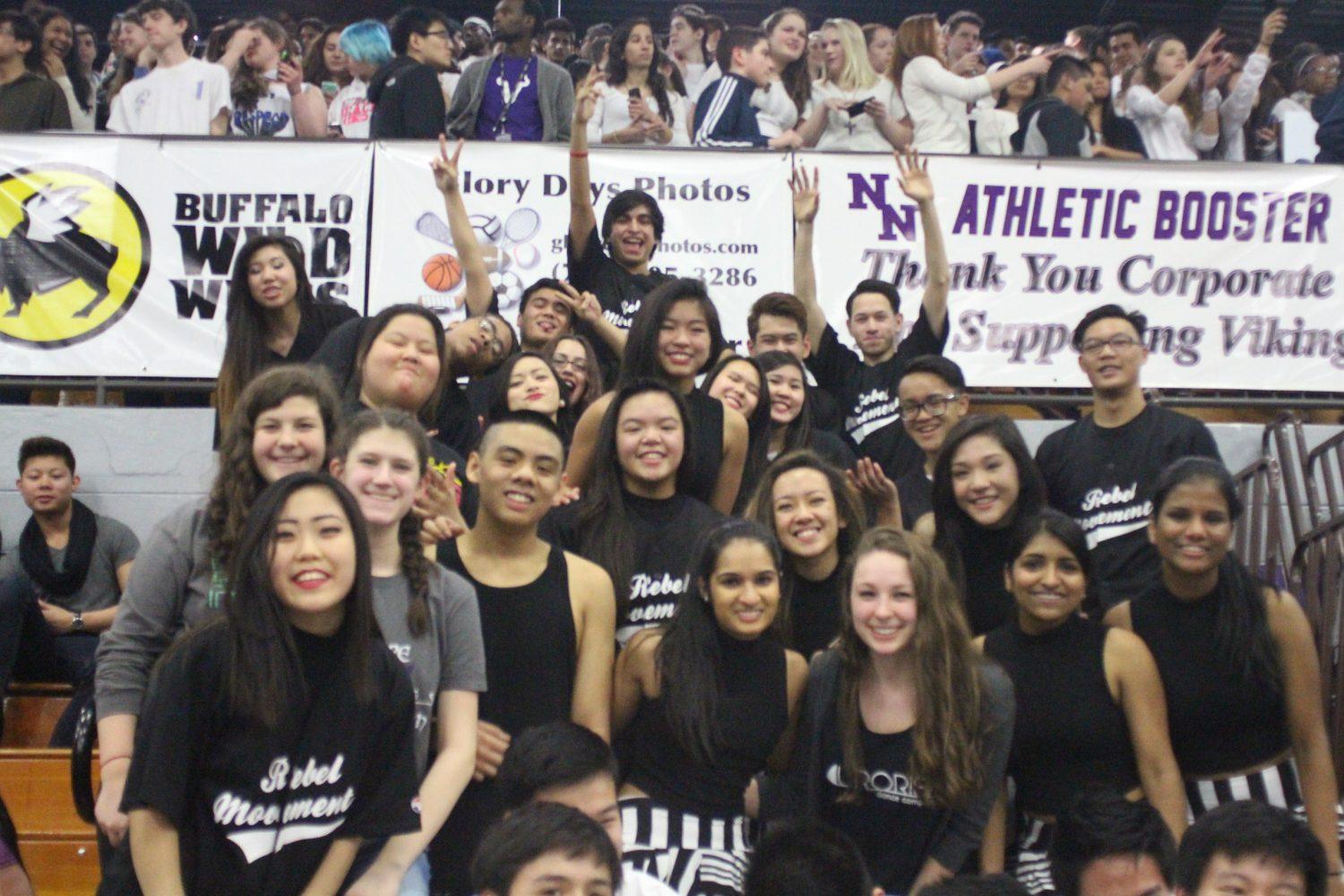 Vikings show their spirit in fall pep assembly