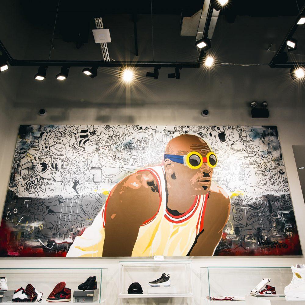 Nike+pays+homage+to+Michael+Jordan+with+32+South+State+Store