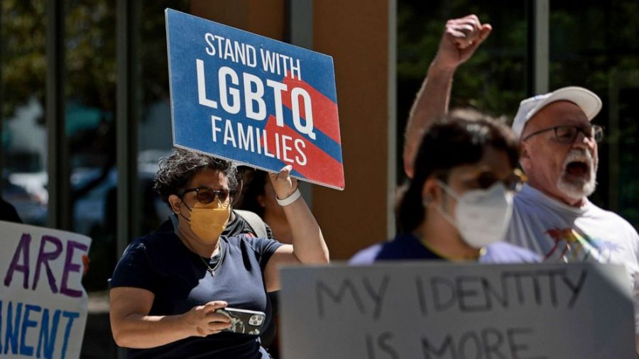 Florida’s “Don’t Say Gay” Bill prohibits teachers from discussing gender, sexuality in Florida schools