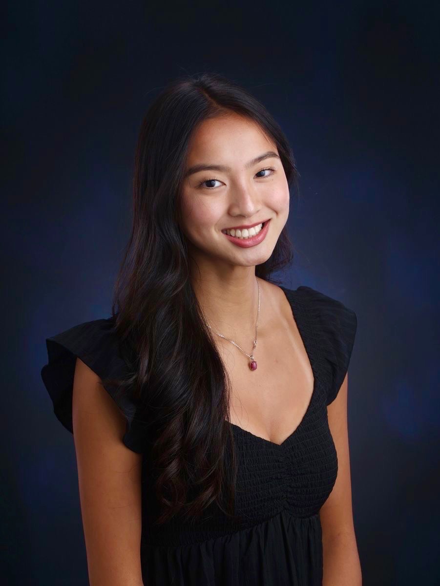 Kristen Tang, Senior